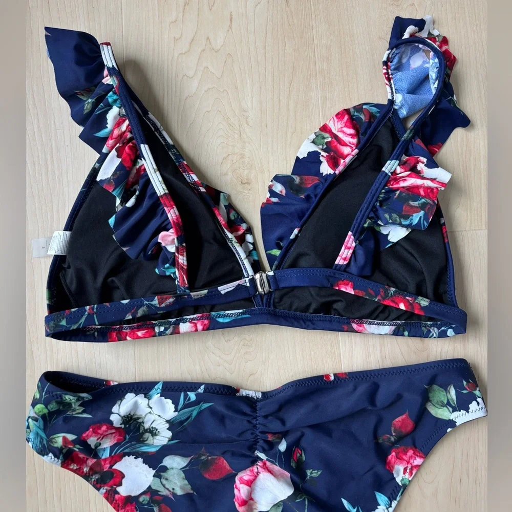 Cupshe Floral Ruffle Bikini Set - Picture 8 of 11